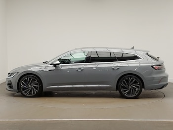 Used Volkswagen Arteon 2024 for sale - 76925399: Photo