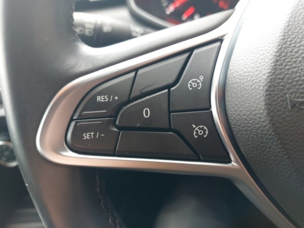 Used Renault Clio 2020 for sale - 76275494: Photo 12