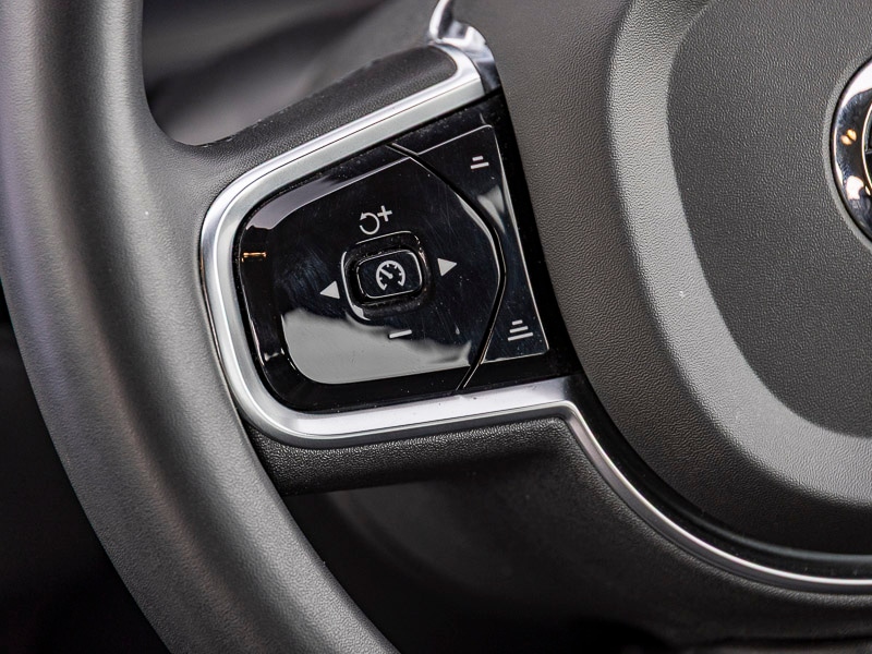 Used Volvo XC60 2023 for sale - 77101467: Photo 11