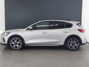 Used Ford Focus 2022 for sale - 76955045: Photo