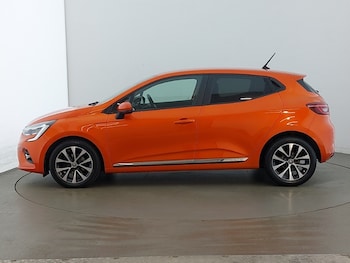 Used Renault Clio 2020 for sale - 79020000: Photo
