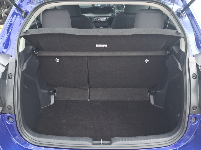 Used Mazda Mazda2 HYBRID 2024 for sale - 76752322: Photo 8