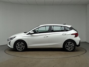 Used Hyundai i20 2024 for sale - 79393283: Photo