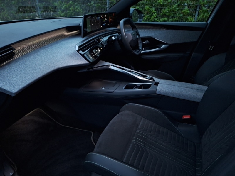 Used Peugeot 3008 2024 for sale - 77035277: Photo 5