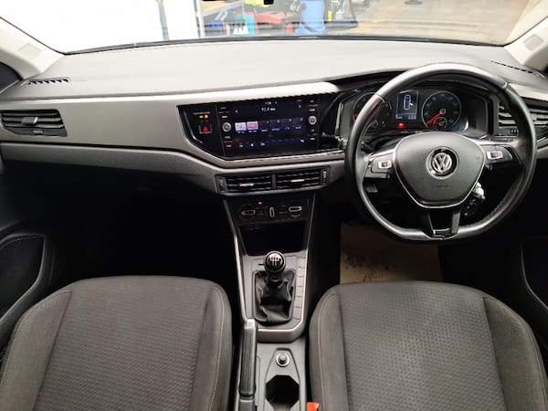 Used Volkswagen Polo 2020 for sale - 76310307: Photo 2