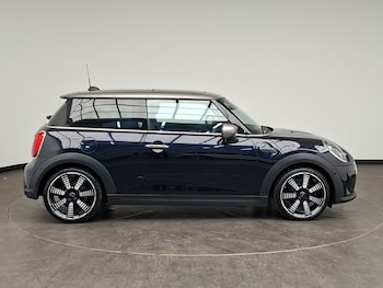 Used MINI Hatch 2023 for sale - 78940460: Photo