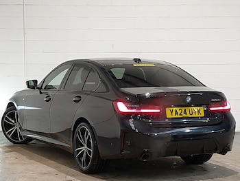 Used BMW 3 Series 2024 for sale - 77253210: Photo