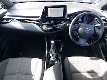 Used Toyota C-HR 2023 for sale - 78861538: Photo