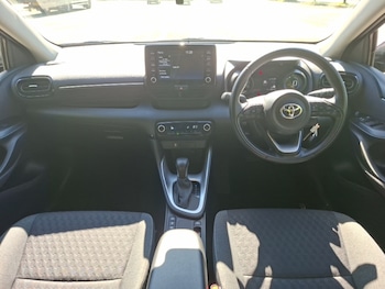 Used Toyota Yaris 2023 for sale - 78438980: Photo