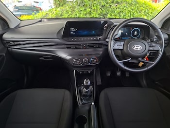 Used Hyundai i20 2024 for sale - 78777678: Photo