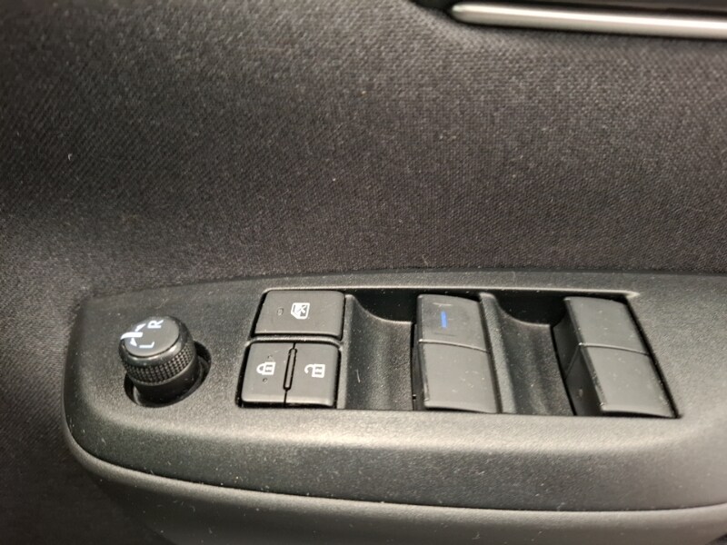 Used Toyota Yaris Cross 2022 for sale - 76778984: Photo 12