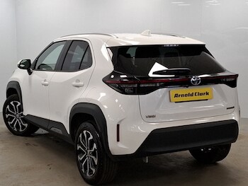 Used Toyota Yaris Cross 2022 for sale - 76778984: Photo