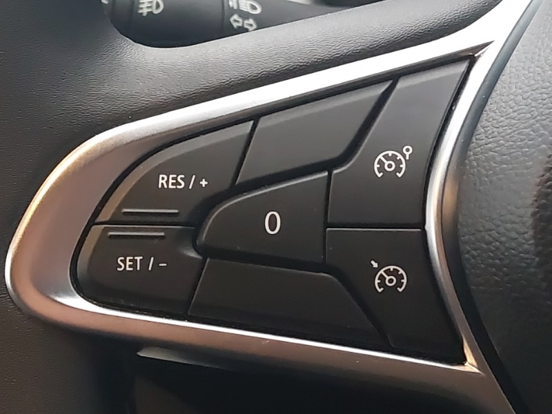 Used Renault Clio 2023 for sale - 77923801: Photo 10