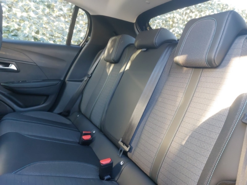 Used Peugeot 208 2023 for sale - 76652193: Photo 6