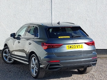 Used Audi Q3 2023 for sale - 78410546: Photo