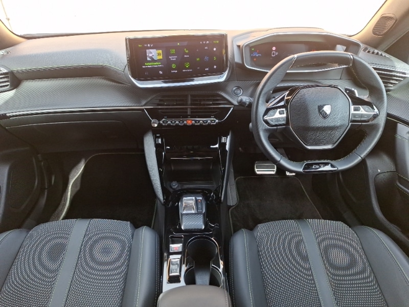 Used Peugeot 2008 2024 for sale - 76383651: Photo 2