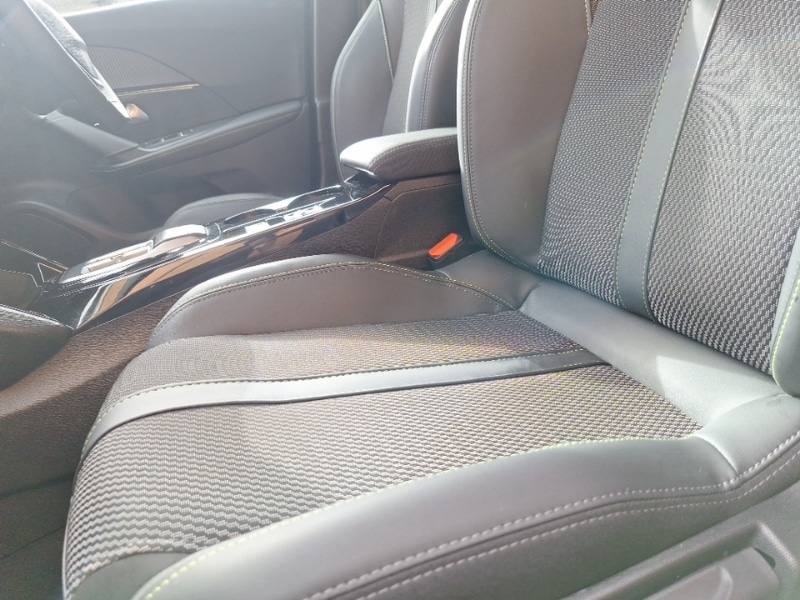 Used Peugeot 2008 2024 for sale - 76383651: Photo 5