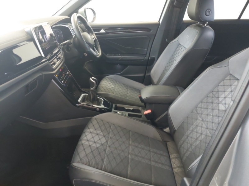 Used Volkswagen T-Roc 2023 for sale - 76335347: Photo 5