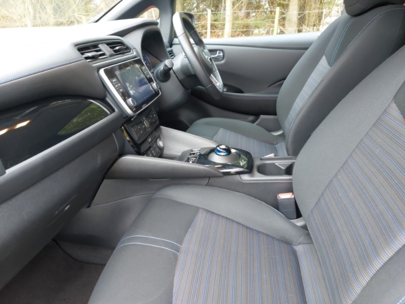 Used Nissan Leaf 2023 for sale - 77987369: Photo 5