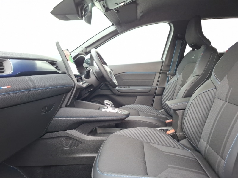 Used Renault Other 2024 for sale - 76952202: Photo 5