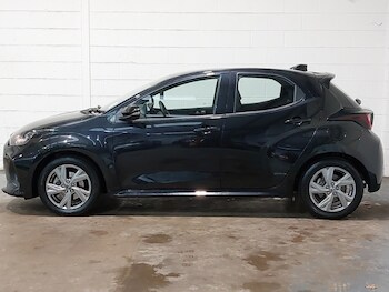 Used Mazda Mazda2 HYBRID 2024 for sale - 78140322: Photo