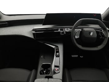 Used Peugeot 3008 2025 for sale - 76258810: Photo 2