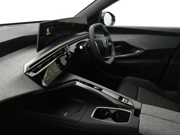 Used Peugeot 3008 2025 for sale - 76258810: Photo 5