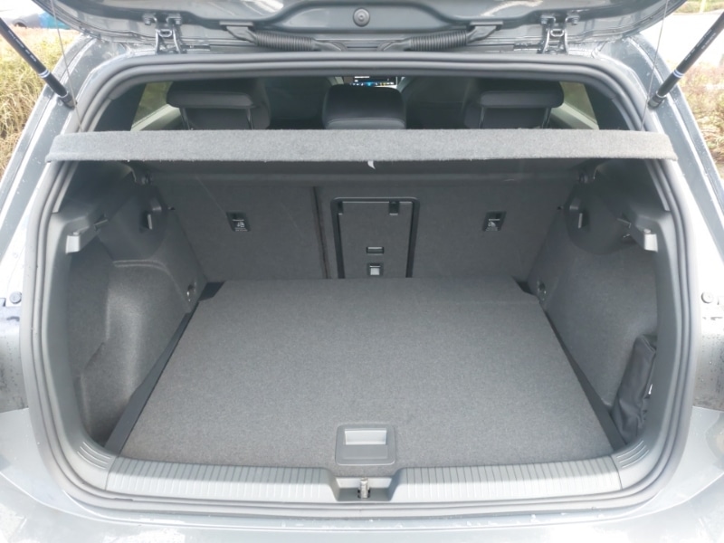 Used Volkswagen Golf 2025 for sale - 76894120: Photo 8