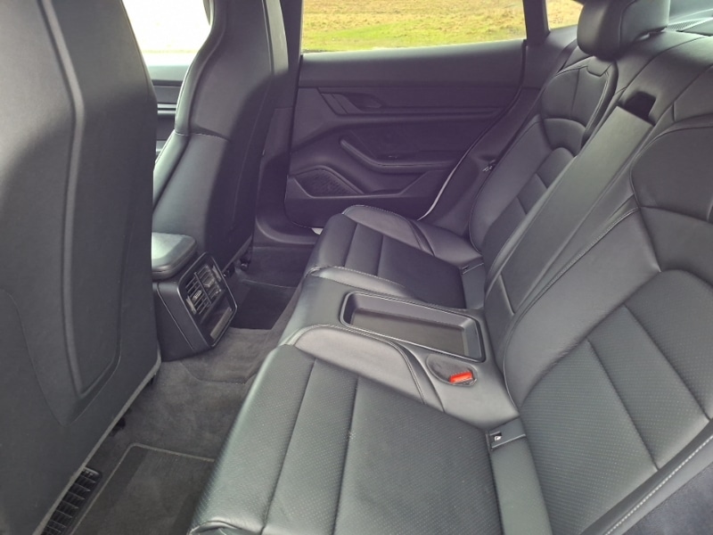 Used Porsche Taycan 2020 for sale - 77912922: Photo 6