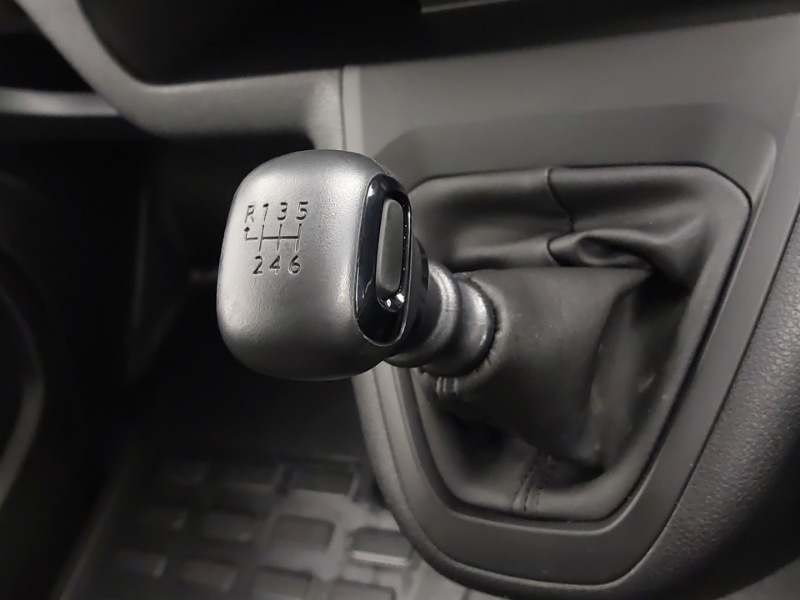 Used Vauxhall Vivaro 2024 for sale - 77228968: Photo 12