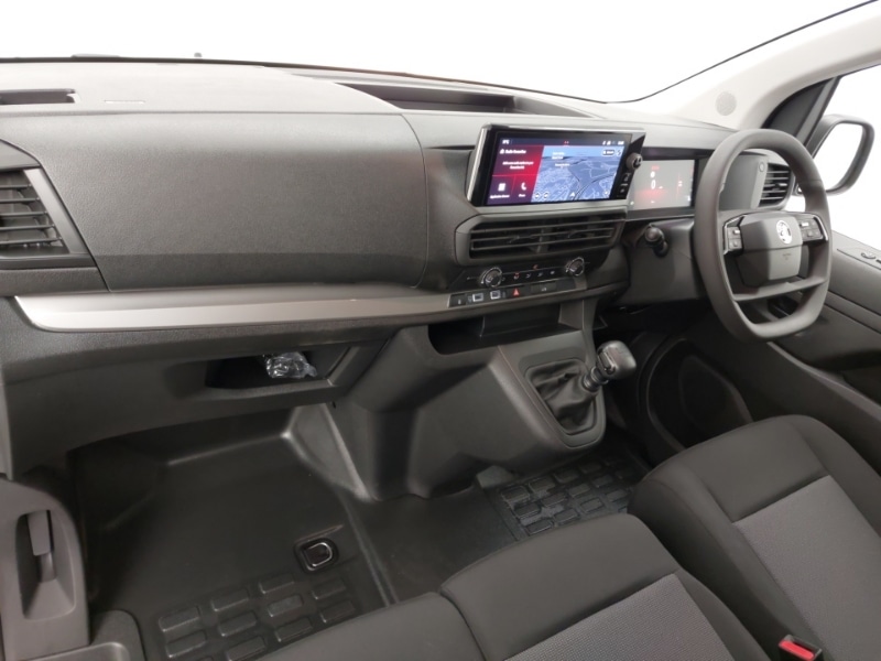 Used Vauxhall Vivaro 2024 for sale - 77228968: Photo 2