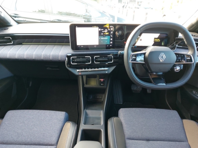 Used Renault 5 2025 for sale - 76907222: Photo 2