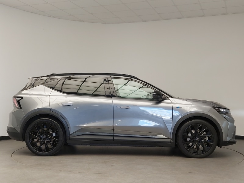 Used Renault Scenic E-Tech 2024 for sale - 76838923: Photo 4