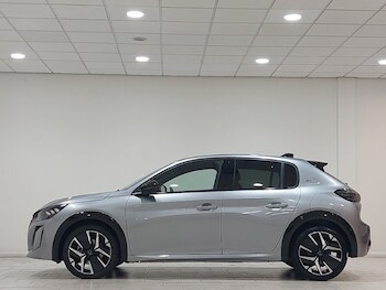 Used Peugeot 208 2025 for sale - 76483324: Photo