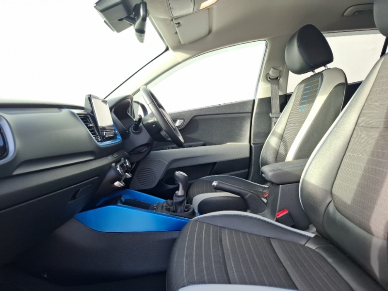 Used Kia Stonic 2024 for sale - 76695293: Photo 5