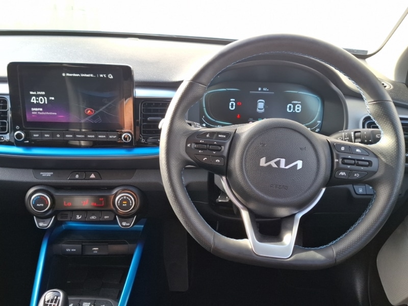 Used Kia Stonic 2024 for sale - 76695293: Photo 7