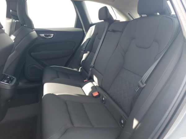 Used Volvo XC60 2025 for sale - 76325147: Photo 6