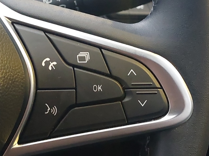 Used Renault Clio 2023 for sale - 77669988: Photo 5