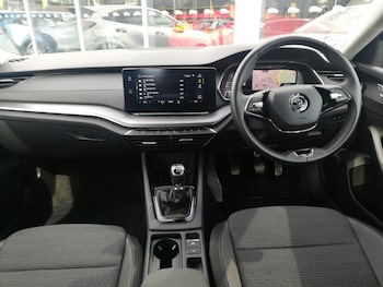 Used Skoda Octavia 2022 for sale - 76208012: Photo 2