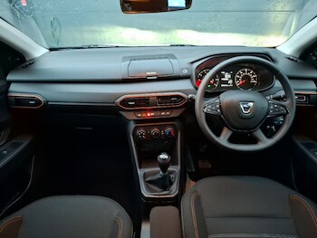 Used Dacia Sandero Stepway 2021 for sale - 77708198: Photo