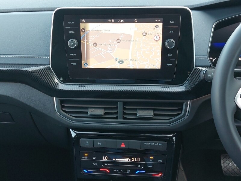 Used Volkswagen T-Cross 2024 for sale - 77606468: Photo 10