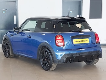 Used MINI Cooper 2023 for sale - 78933397: Photo