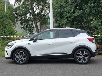 Used Renault Captur 2024 for sale - 79321790: Photo