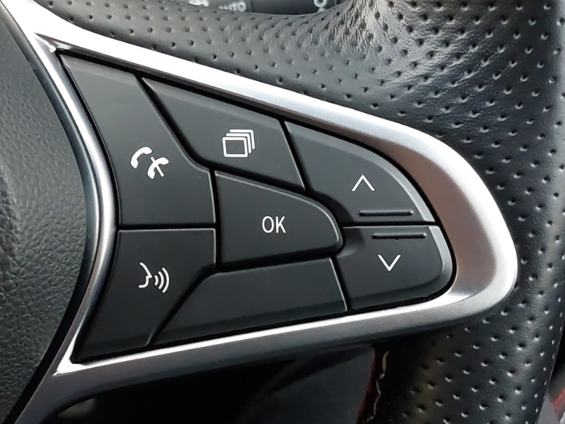 Used Renault Clio 2022 for sale - 77410405: Photo 11