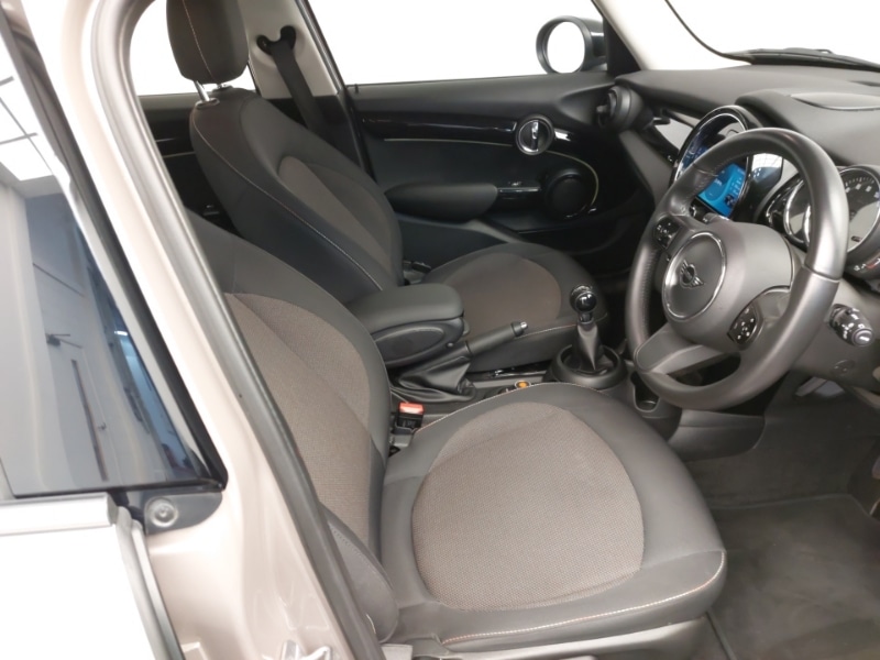 Used MINI Cooper 2021 for sale - 77955725: Photo 6