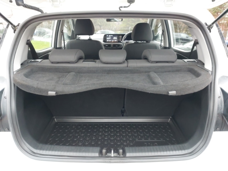 Used Hyundai i10 2021 for sale - 77434017: Photo 8