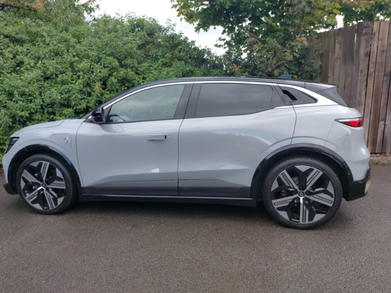 Used Renault Megane E Tech 2023 for sale - 77330147: Photo 4