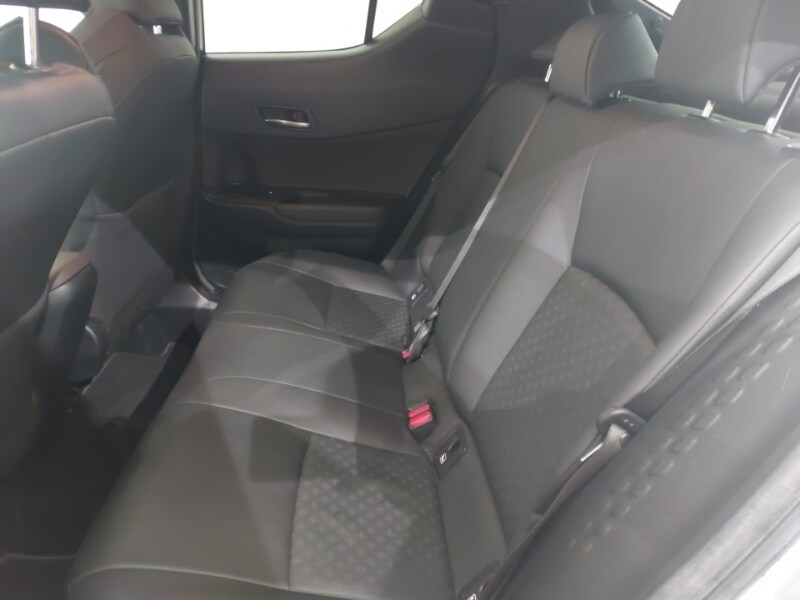 Used Toyota C-HR 2020 for sale - 77677660: Photo 6
