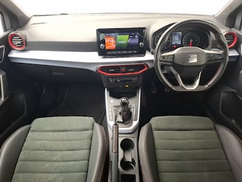 Used SEAT Arona 2023 for sale - 77982137: Photo