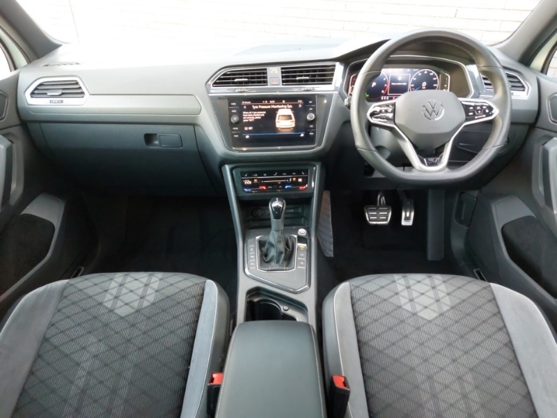 Used Volkswagen Tiguan 2023 for sale - 77955054: Photo 2